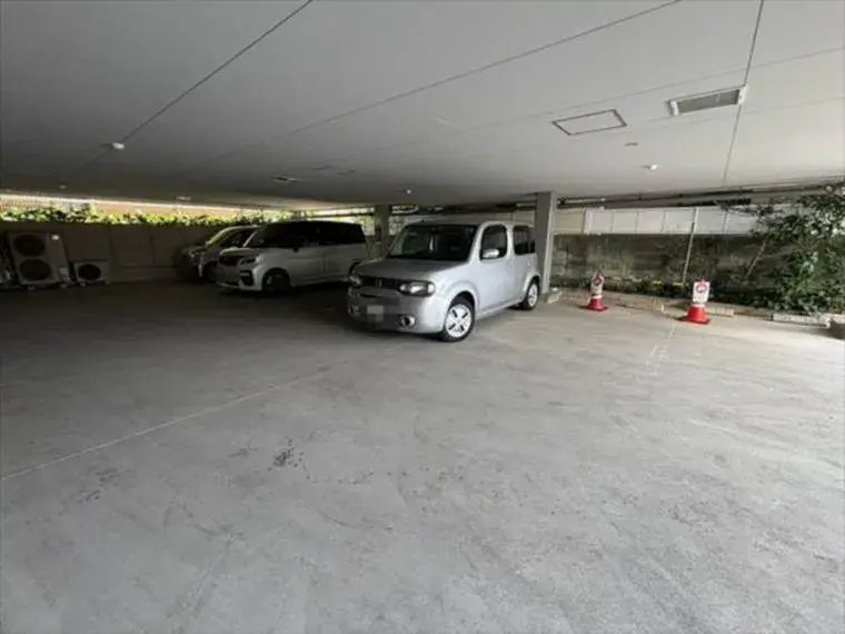 5LDK or more property in Kumamoto City, Kumamoto Prefecture (7)