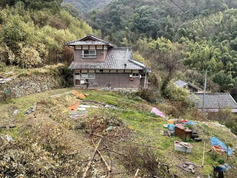 4LDK Kure City Hiroshima Prefecture (2)