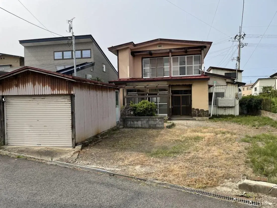 Akiya in Noshiro