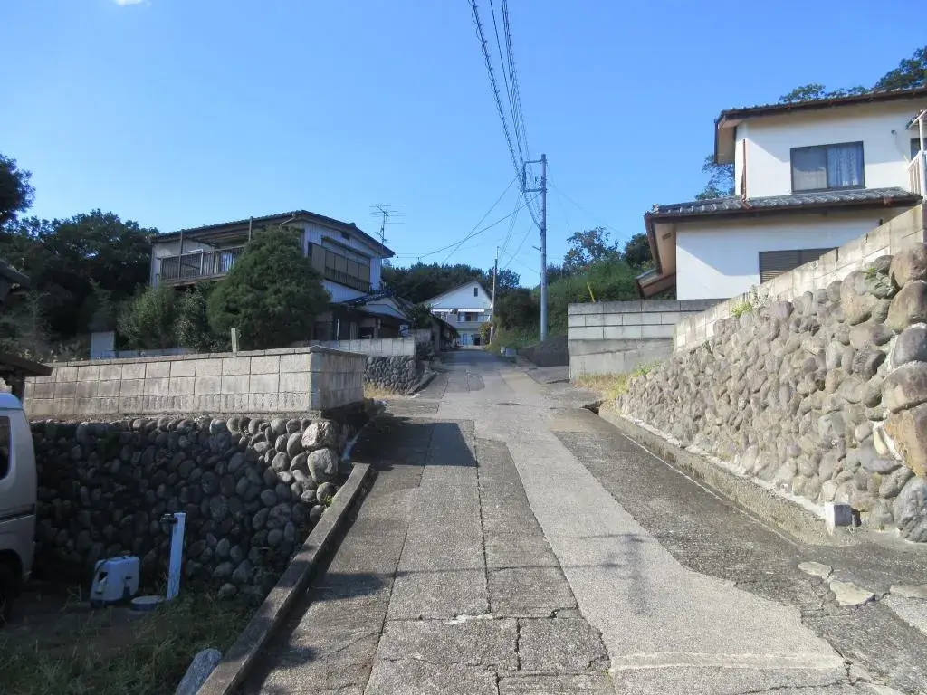 Slide 4