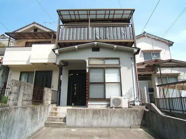 Slide 4