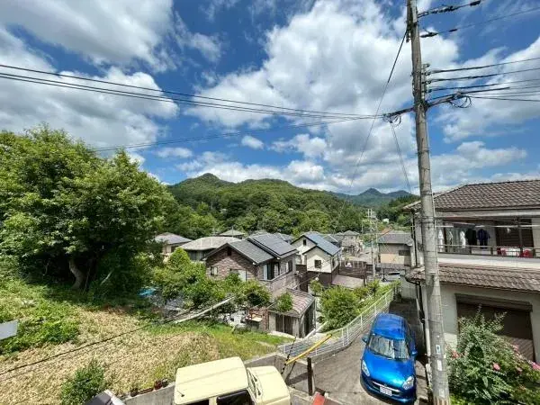 Slide 4