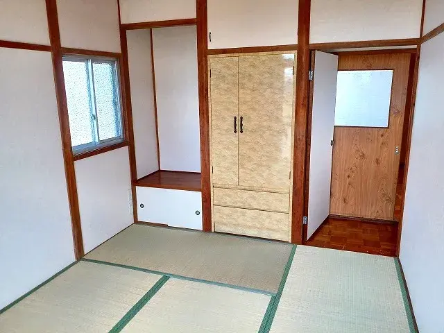 Slide 4