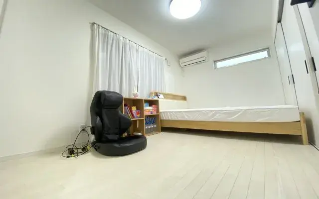 Slide 4
