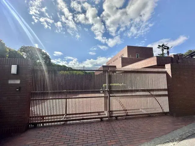 Slide 0