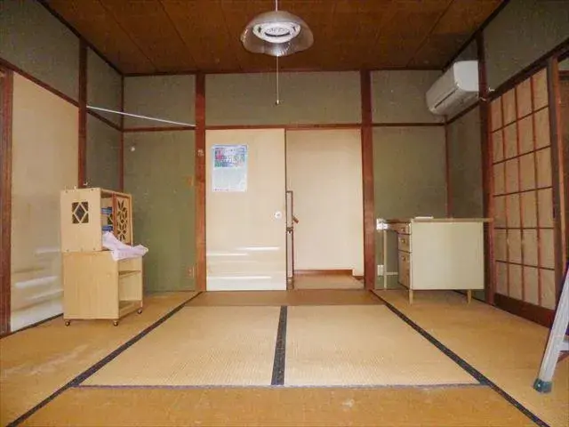 Slide 3