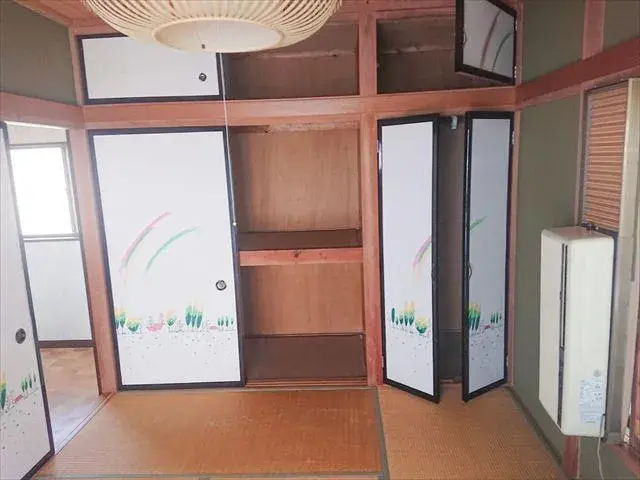 Slide 4