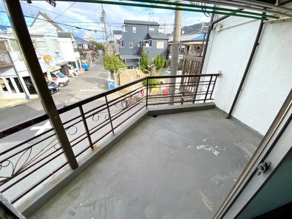 Slide 4
