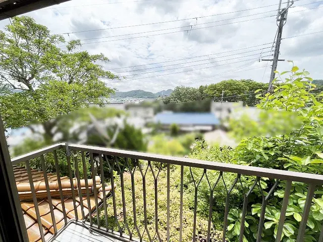 Slide 4