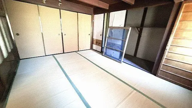 Slide 4