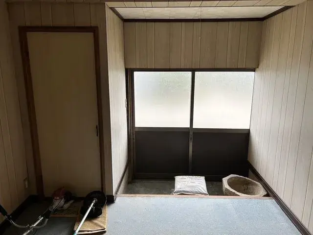 Slide 9