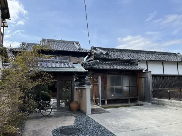Slide 0