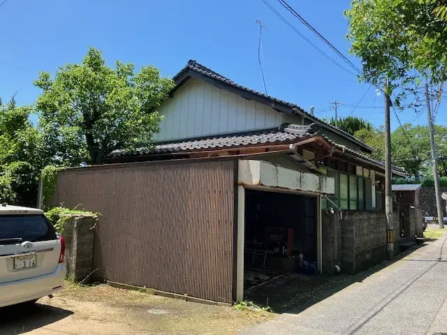 Slide 3
