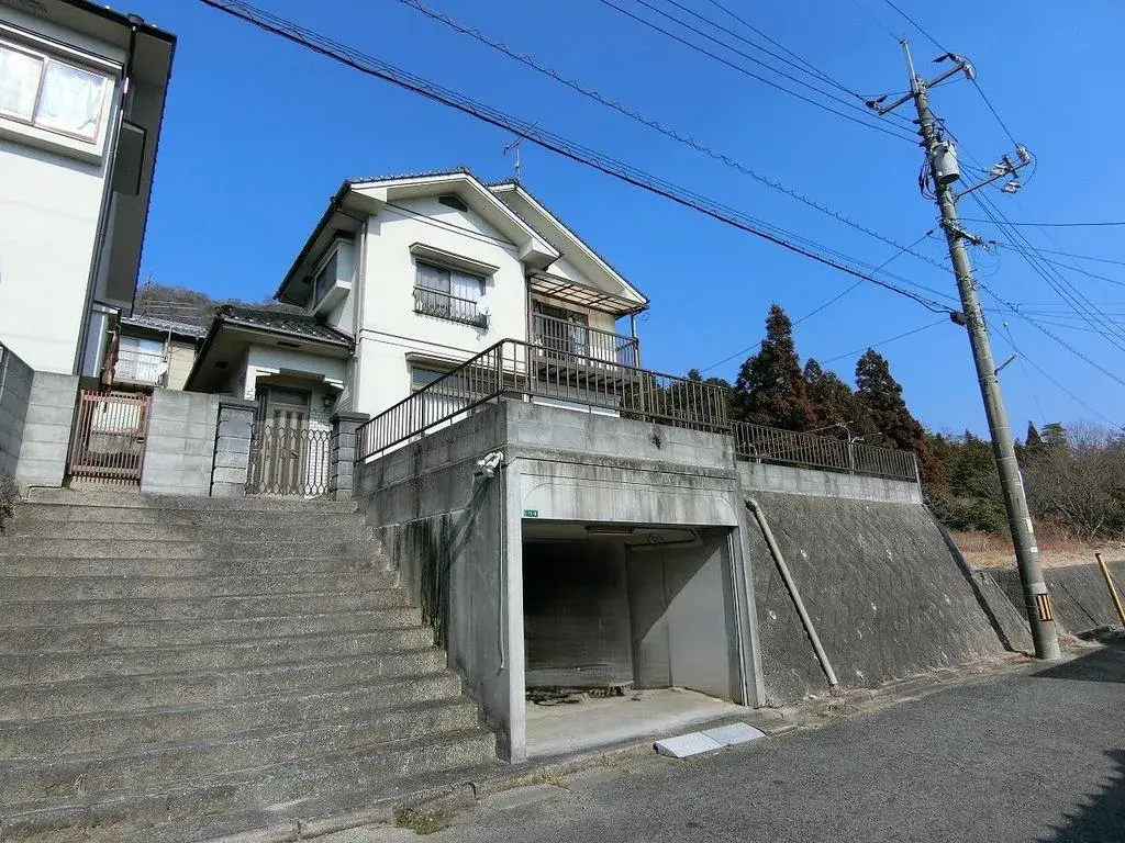 Slide 0