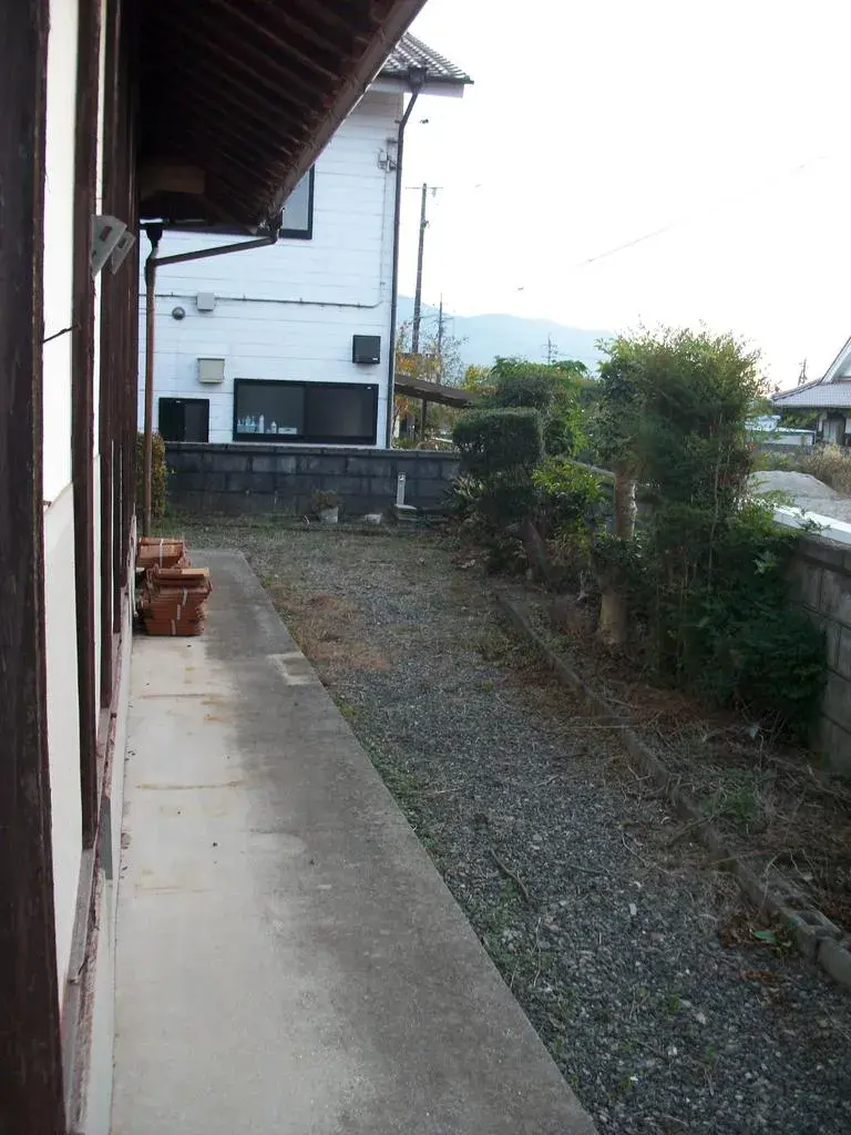 Slide 4