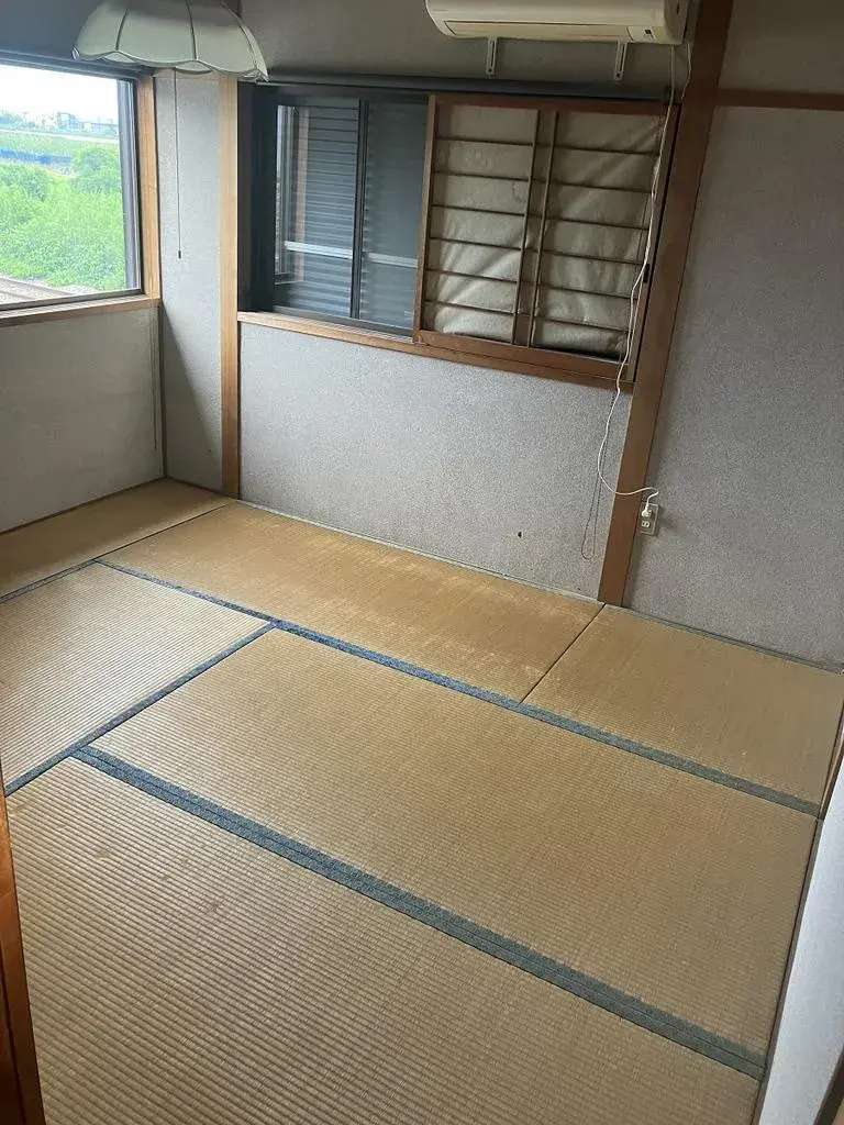 Slide 4
