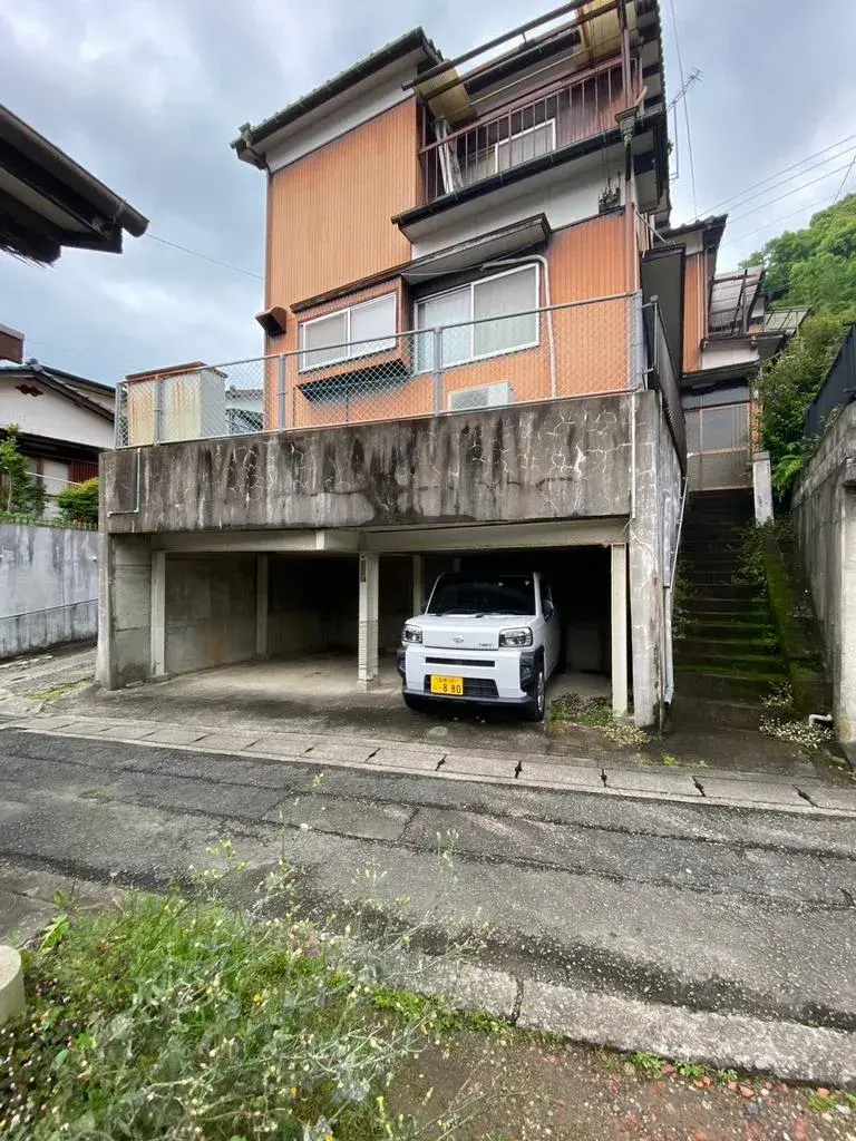 Slide 0