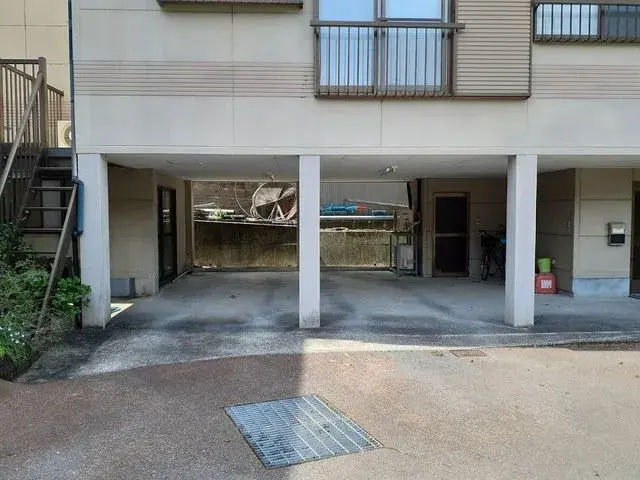Slide 4