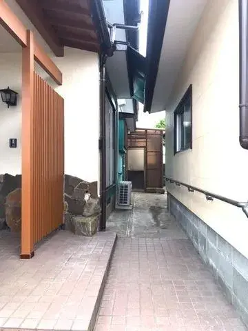 Slide 5