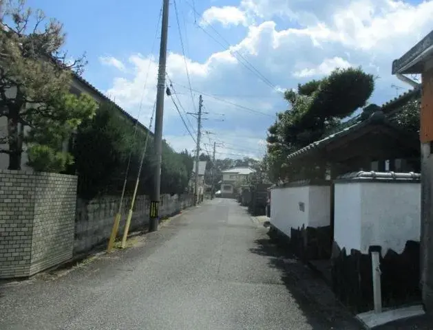 Slide 4