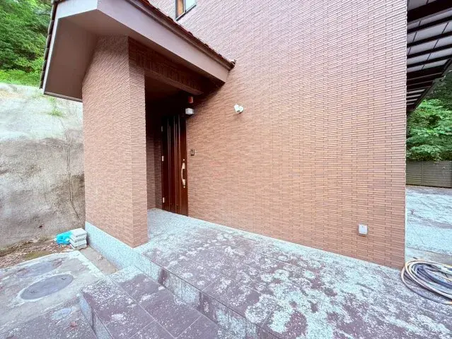 Slide 3