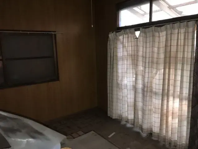 Slide 4