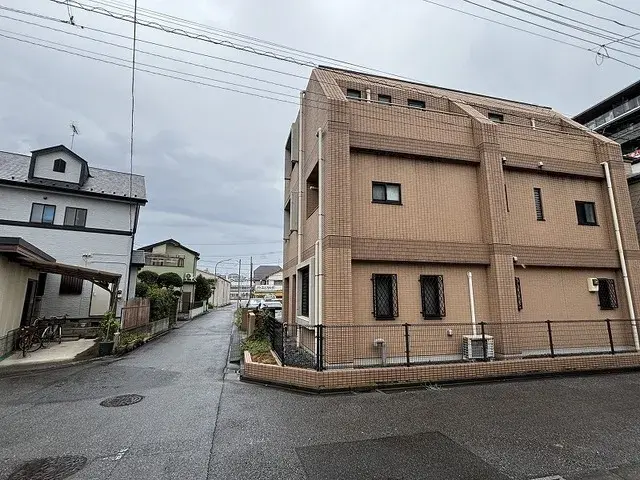 Slide 4