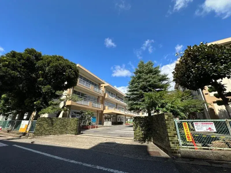 Slide 4