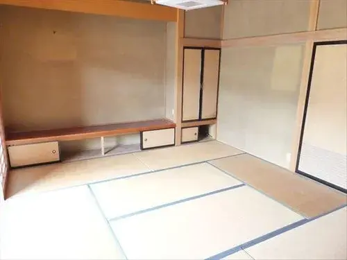 Slide 4