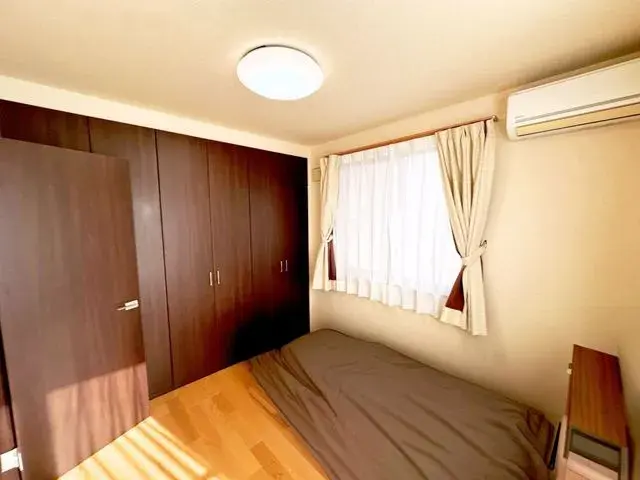 Slide 4