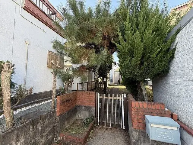 Slide 3
