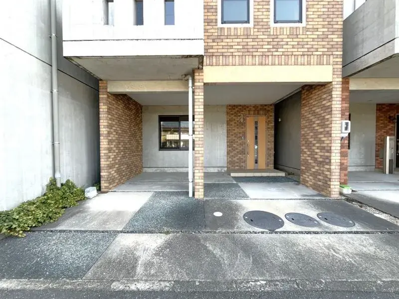 Slide 4