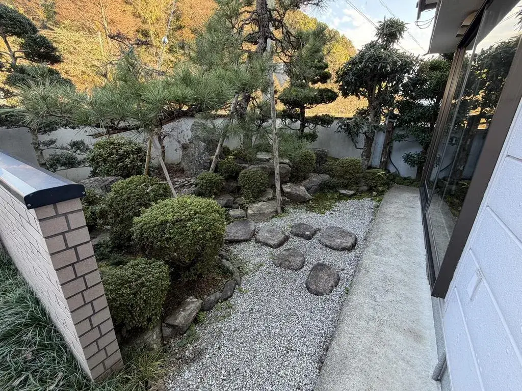 Slide 3
