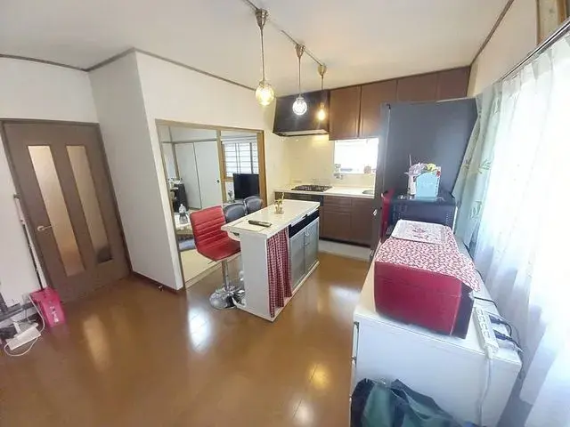 Slide 4