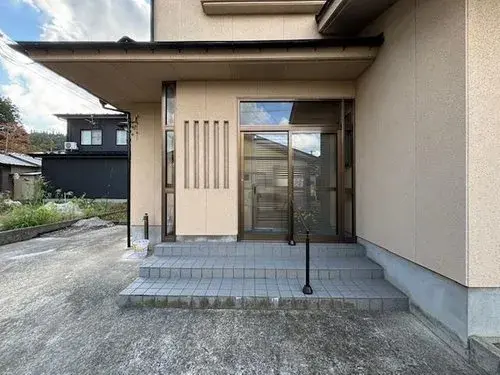 Slide 4