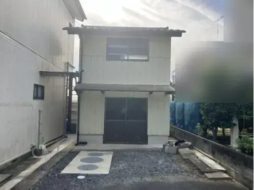 Slide 8