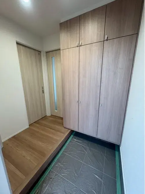 Slide 4