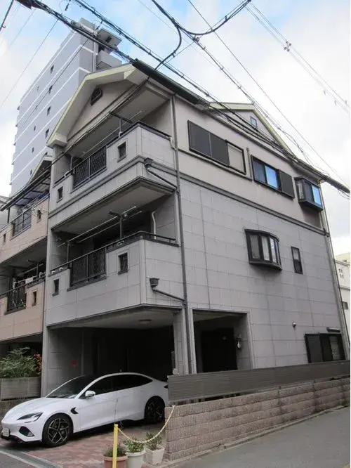 Slide 4