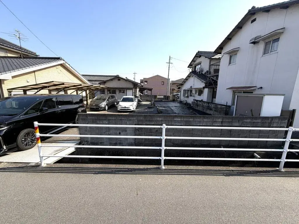 Slide 4