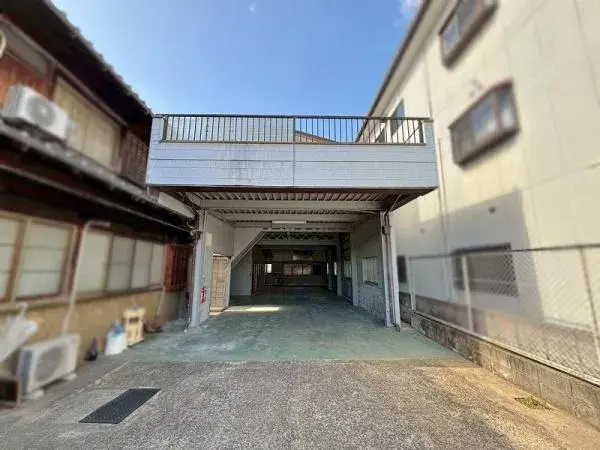 Slide 4