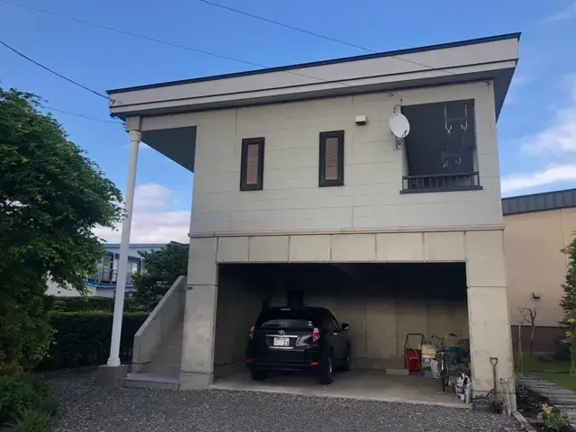 Slide 0