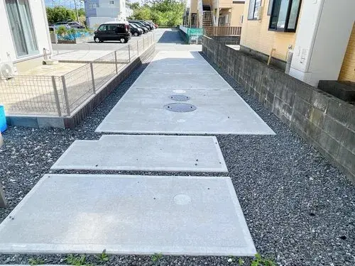 Slide 4