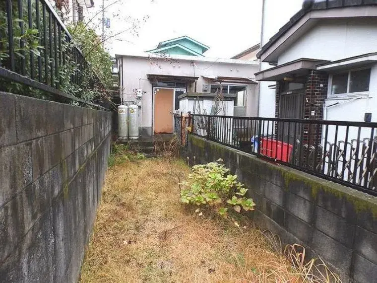 Slide 0