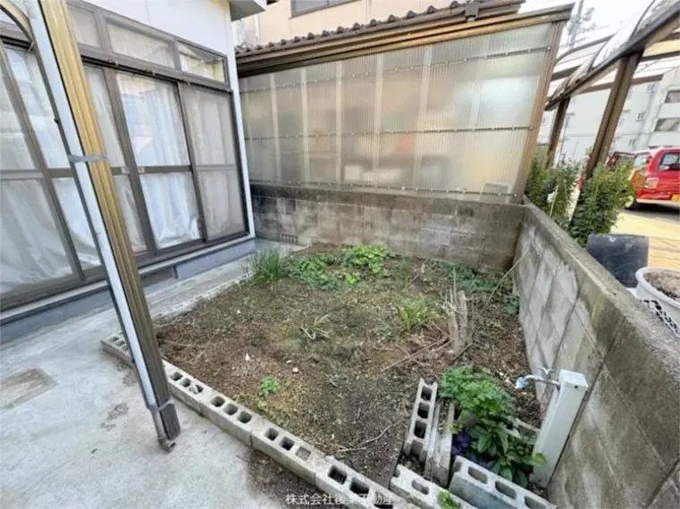 Slide 4