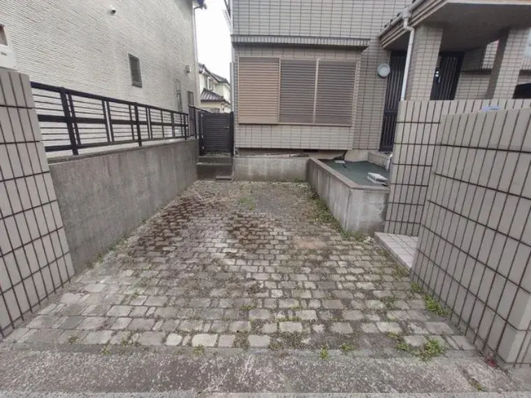 Slide 3