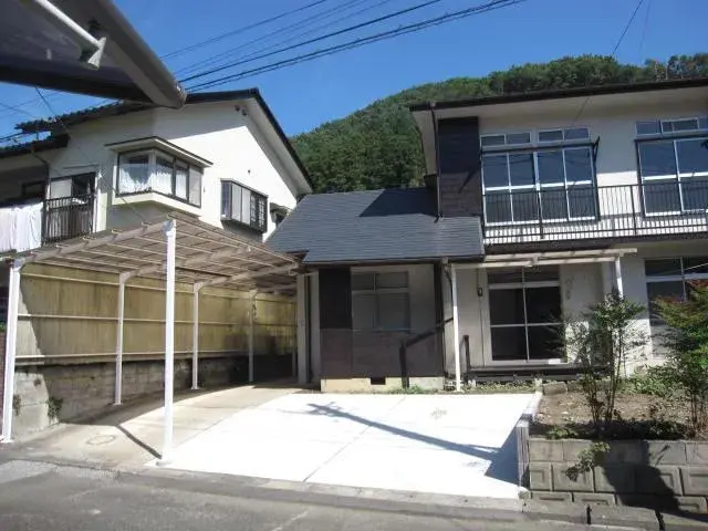 Slide 4