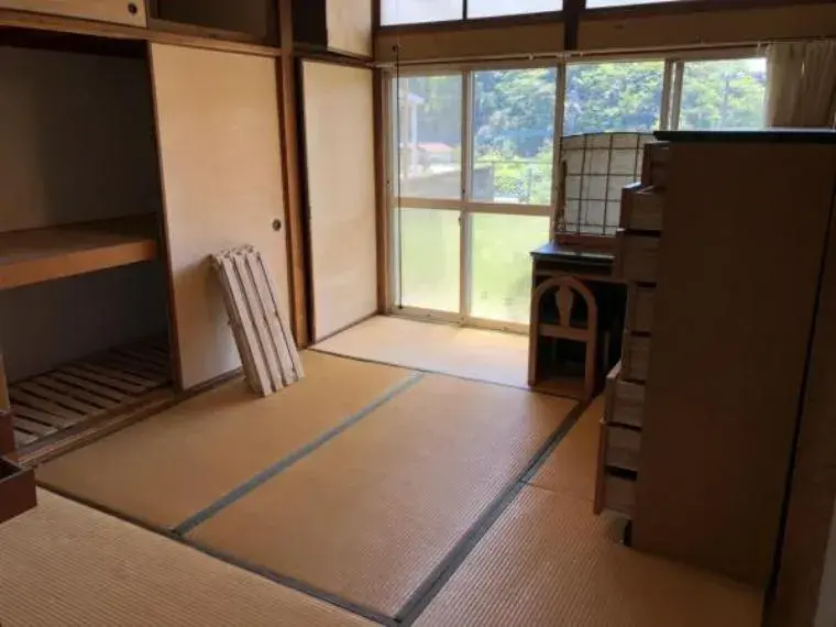 Slide 9