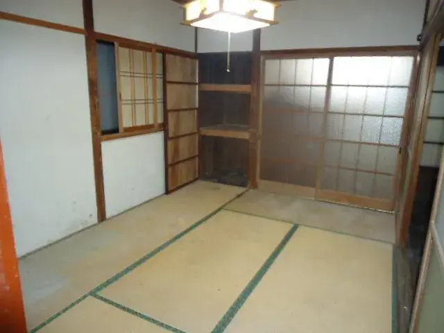 Slide 4
