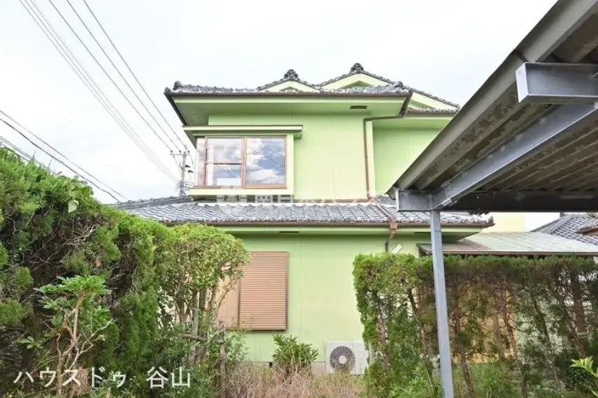 Slide 8
