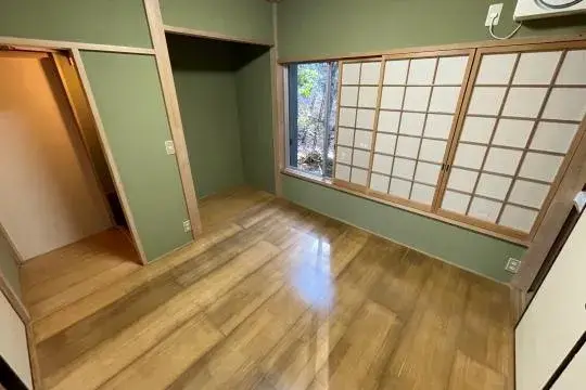 Slide 4
